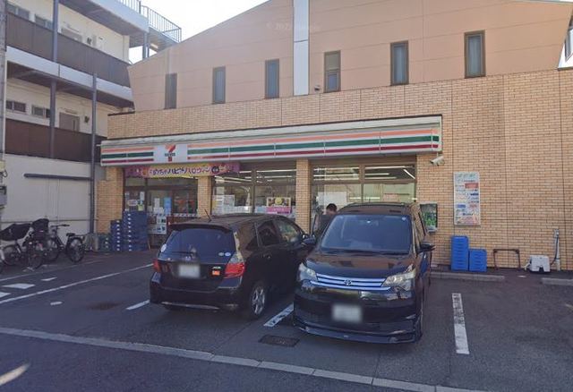 コンビニ　セブンイレブン江戸川上一色店（コンビニ）まで669m