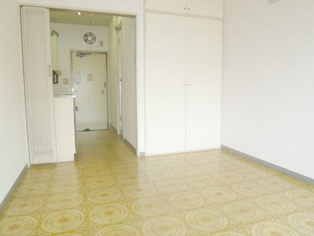 その他部屋・スペース　☆洋室6帖☆