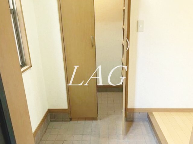 玄関　玄関です。