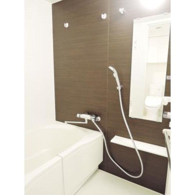 バス・シャワールーム　※写真は同タイプ住戸です。