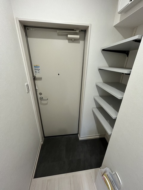 玄関　※同施工会社参考写真