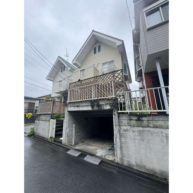 建物外観　住む人の「今」と「これから」を支え、それぞれの人生の土台とな