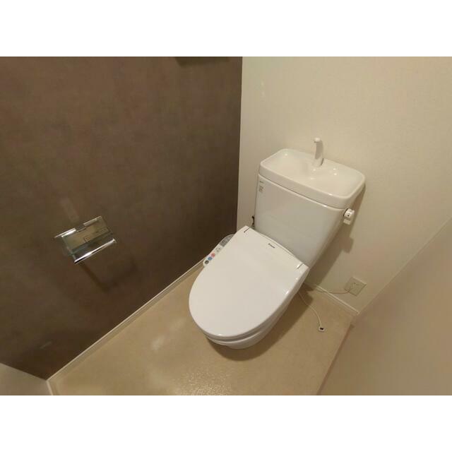 トイレ　同仕様写真含む