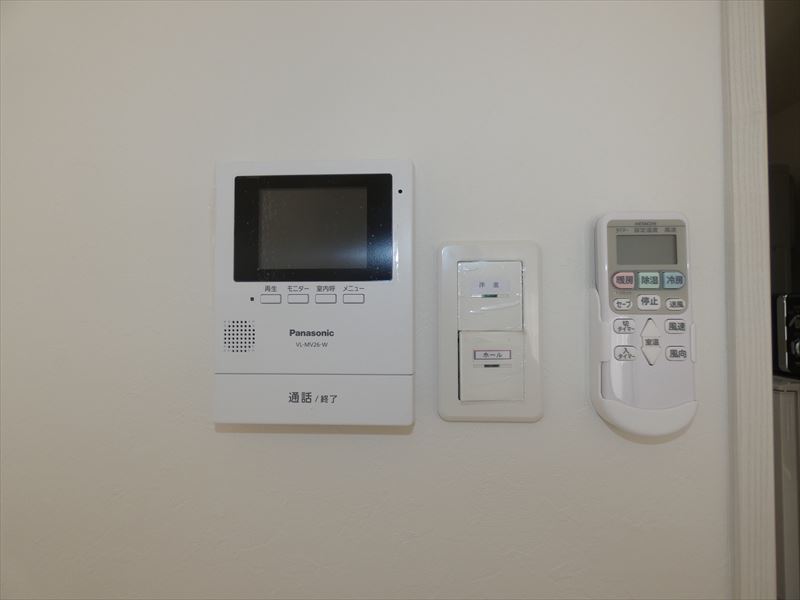 セキュリティ　モニター付きインターホン付きです