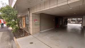 エントランス　建物の内部です