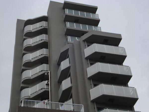 建物外観　落ち着いた雰囲気の外観です