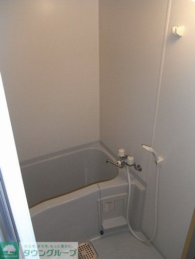バス・シャワールーム　※同室タイプ参考写真