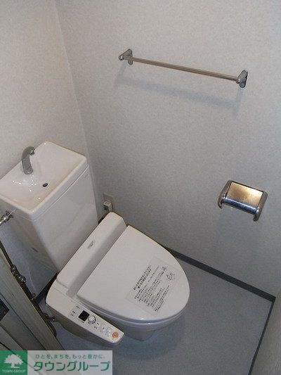 トイレ　※同室タイプ参考写真