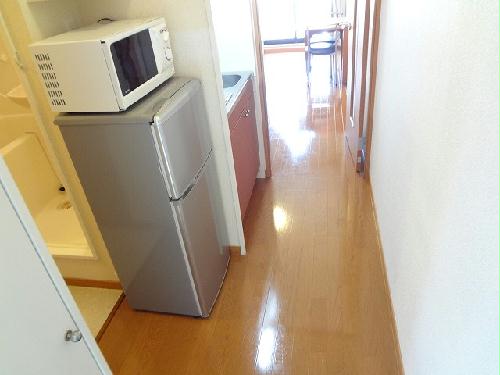 その他設備　家具家電ありのお部屋あり。ラックや棚の設置も可能です