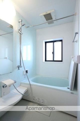 台東区寿4丁目戸建の風呂写真