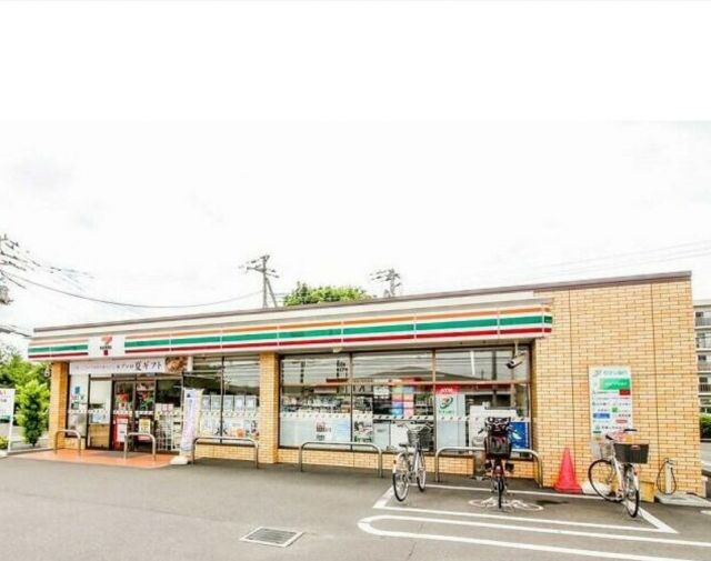コンビニ　セブンイレブンさいたま八王子５丁目店（コンビニ）まで730m