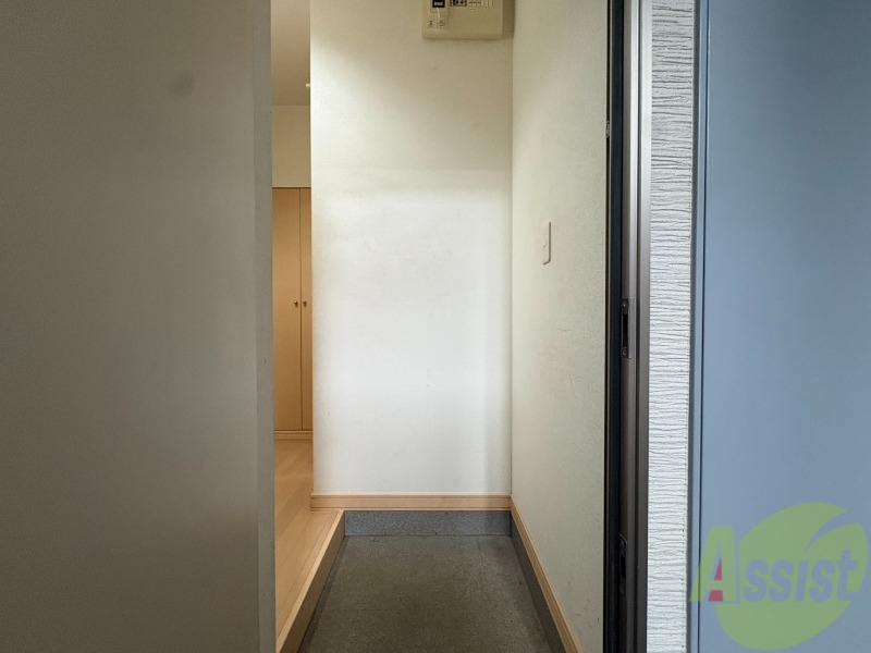 玄関　玄関から見た景色はこちらです。イメージできますか。