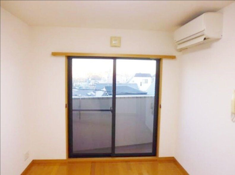 居室・リビング　※同タイプの別のお部屋です。