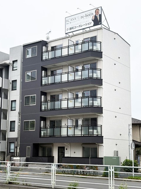 建物外観　５階建ての賃貸マンション