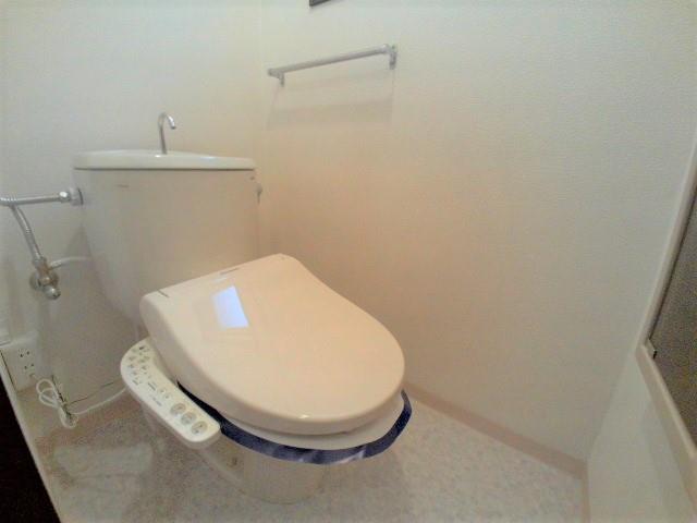 O・BハイツA・B棟のトイレ写真