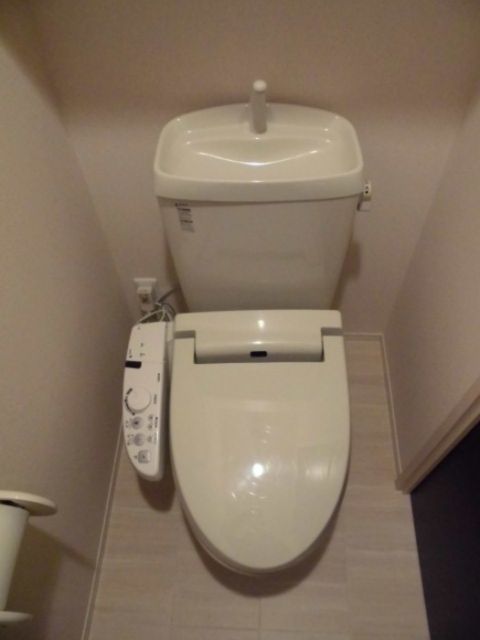 クリーク パレスのトイレ写真
