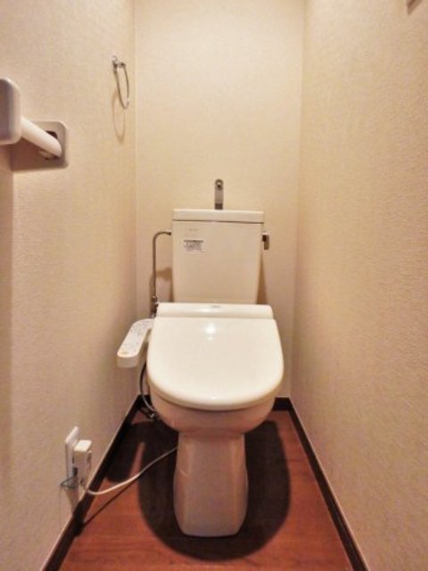 トイレ　別部屋参考写真