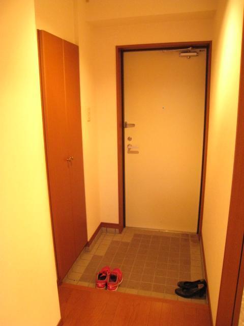 アヴァンティ高見MIの玄関写真
