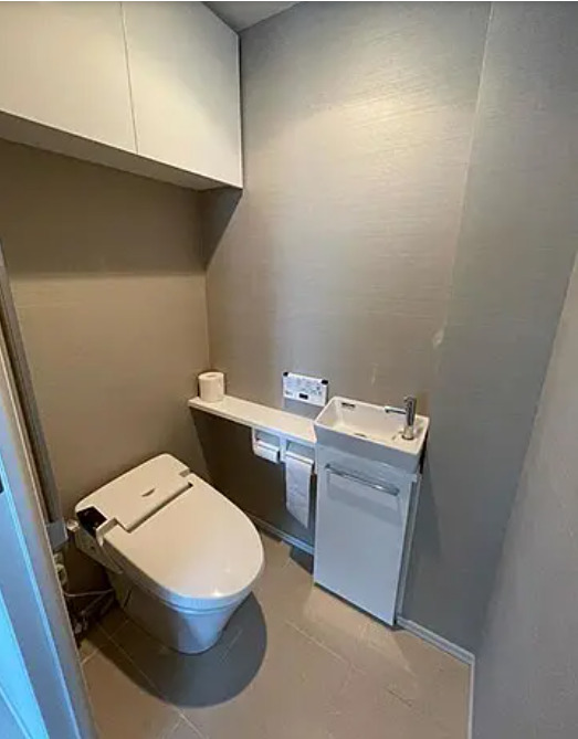 トイレ　※別部屋の参考写真です。