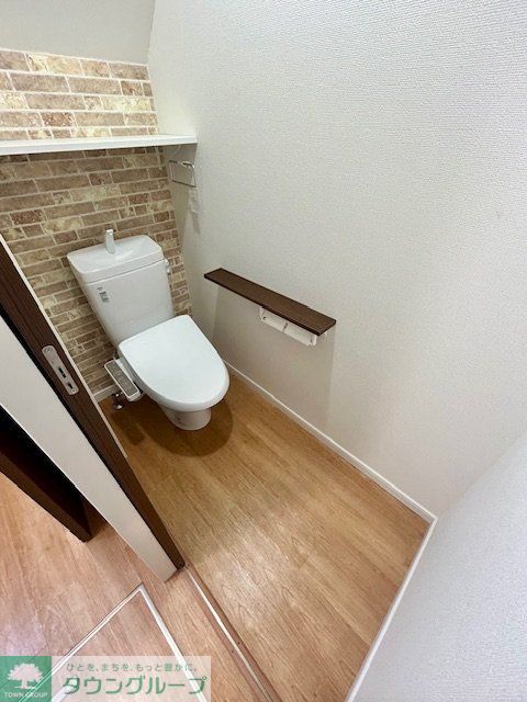 東京メトロ東西線 南行徳駅 徒歩15分 3階建 築3年のトイレ写真