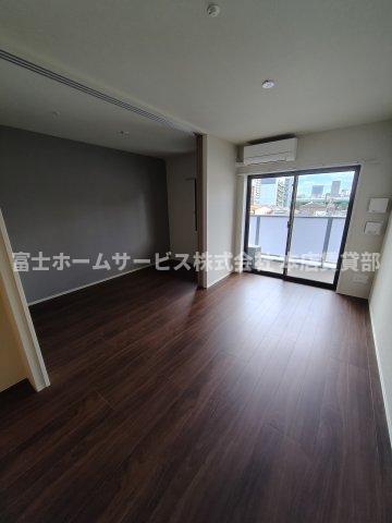 サザンネスト住ノ江駅前の居間写真
