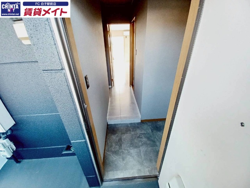 T-FRONTの玄関写真
