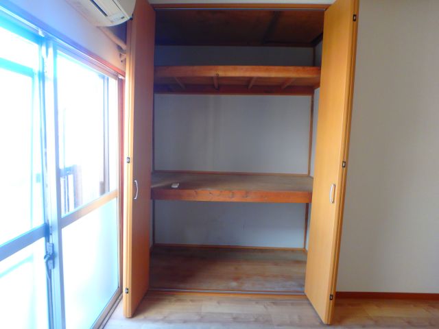 収納　他のお部屋の参考写真となります。