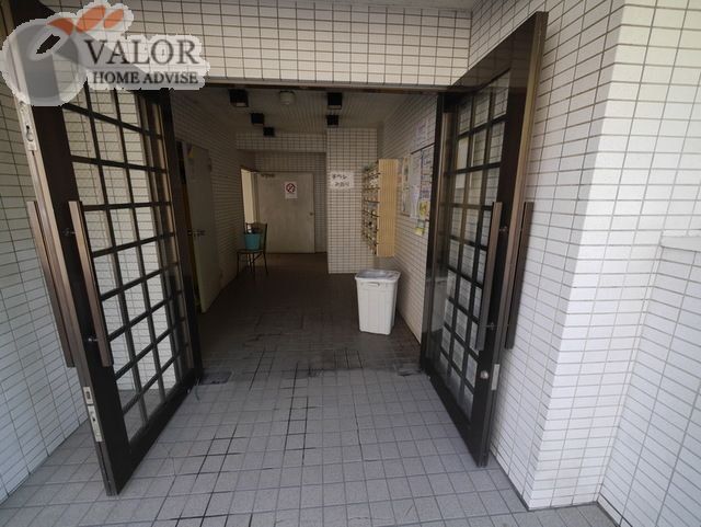 ＪＲ京浜東北線 鶴見駅 徒歩18分 7階建 築39年の外観写真