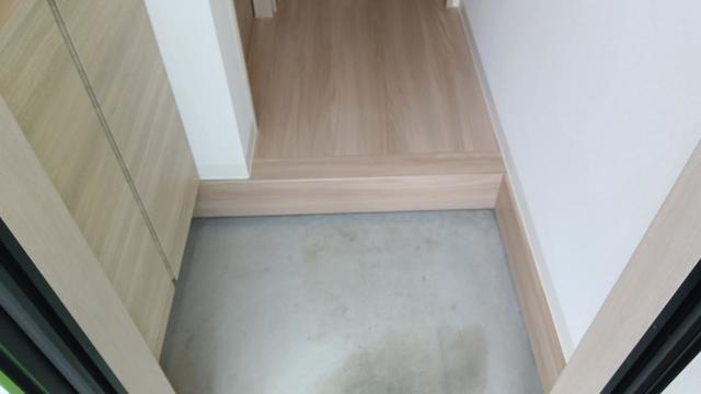 B-Maisonの玄関写真
