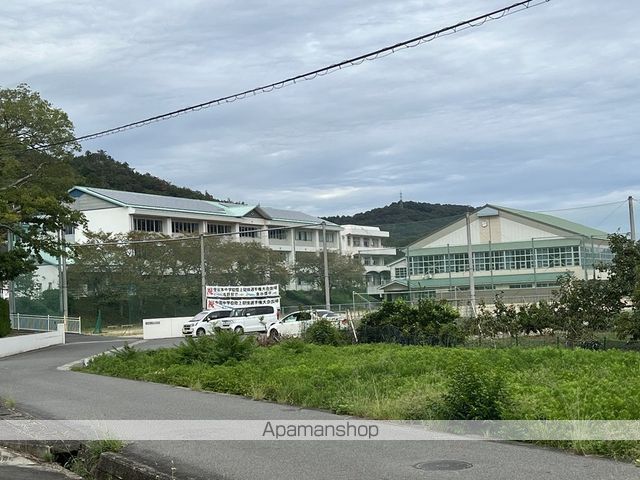 中学校　和気中学校（中学校）まで4941m