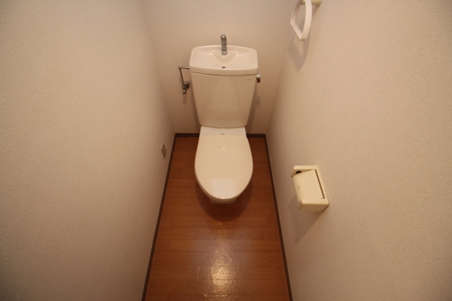 メゾン東尾久のトイレ写真