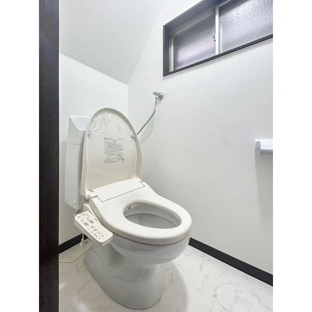 ＪＲ相模線 南橋本駅 徒歩14分 2階建 築51年のトイレ写真