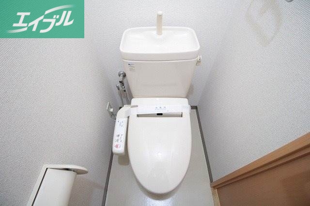 トイレ　同間取り別部屋の写真です