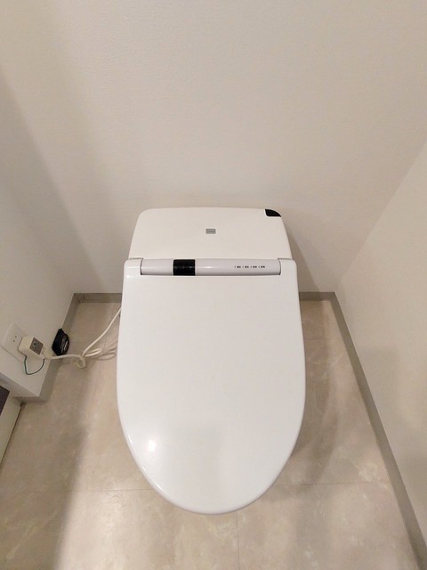 トイレ　【参考写真】
