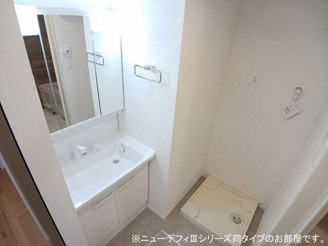 クレストコートみらいの玄関写真