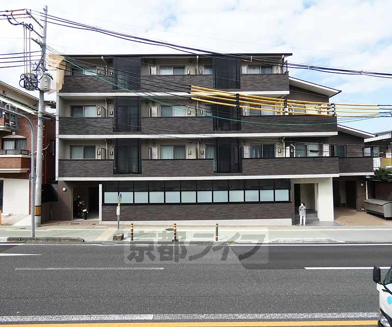 京阪本線 墨染駅 徒歩8分 築11年