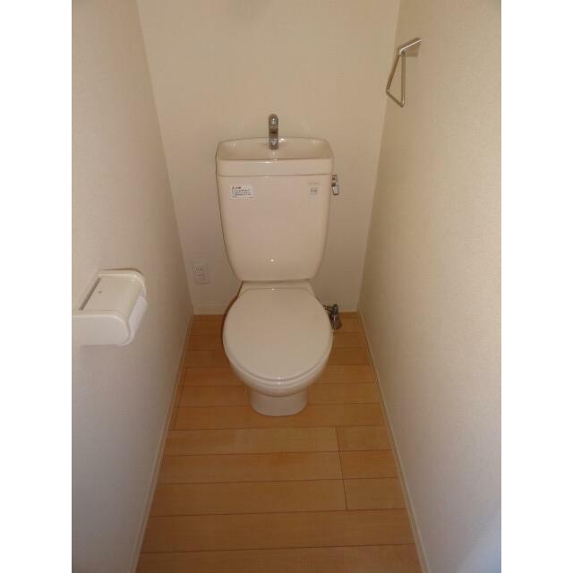 メゾン81のトイレ写真