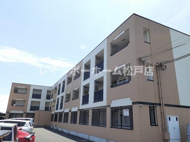 建物外観　外観もきれいです
