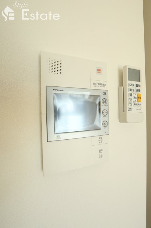 セキュリティ　モニター付きインターホン