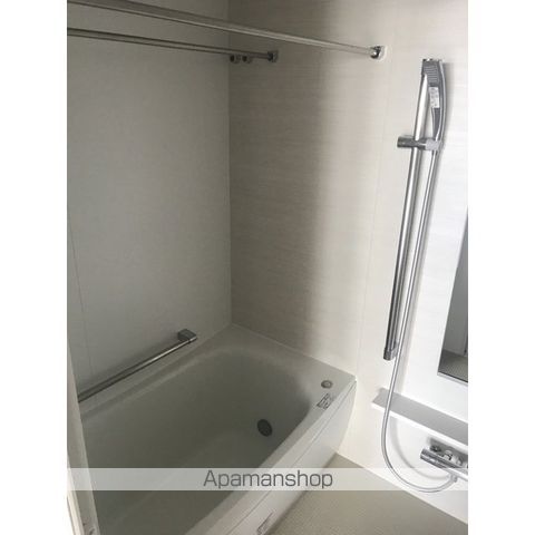 SHIBUYA CAST. APARTMENTの風呂写真