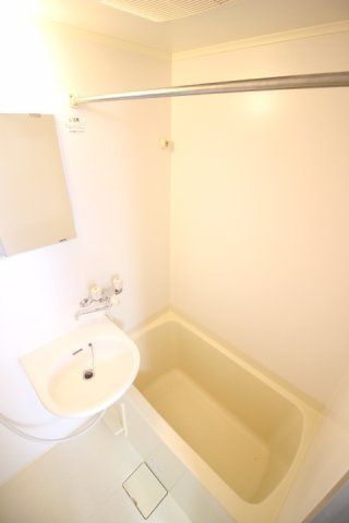 バス・シャワールーム　ルミエール　豊島区北大塚２