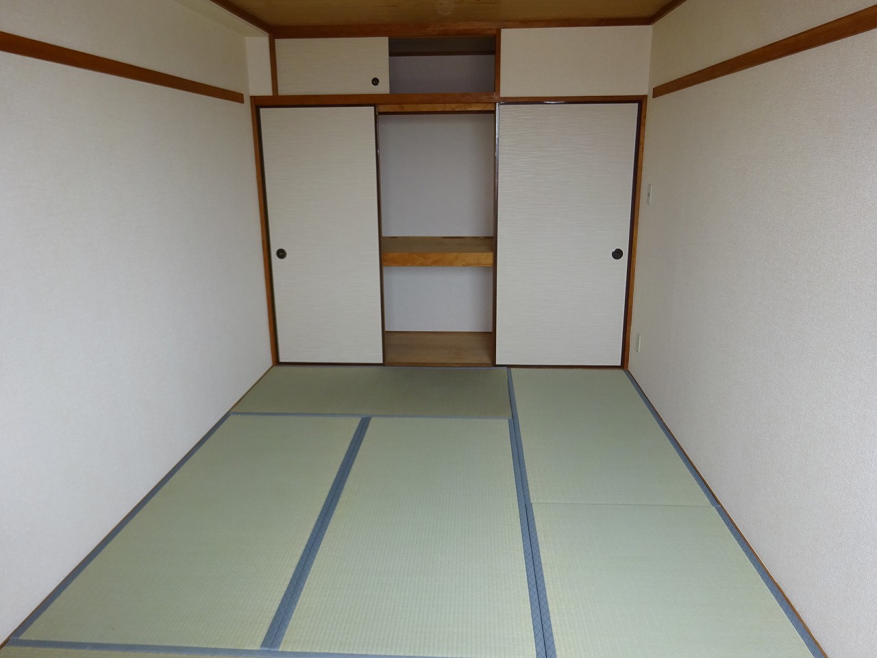 バルコニー　和室の収納