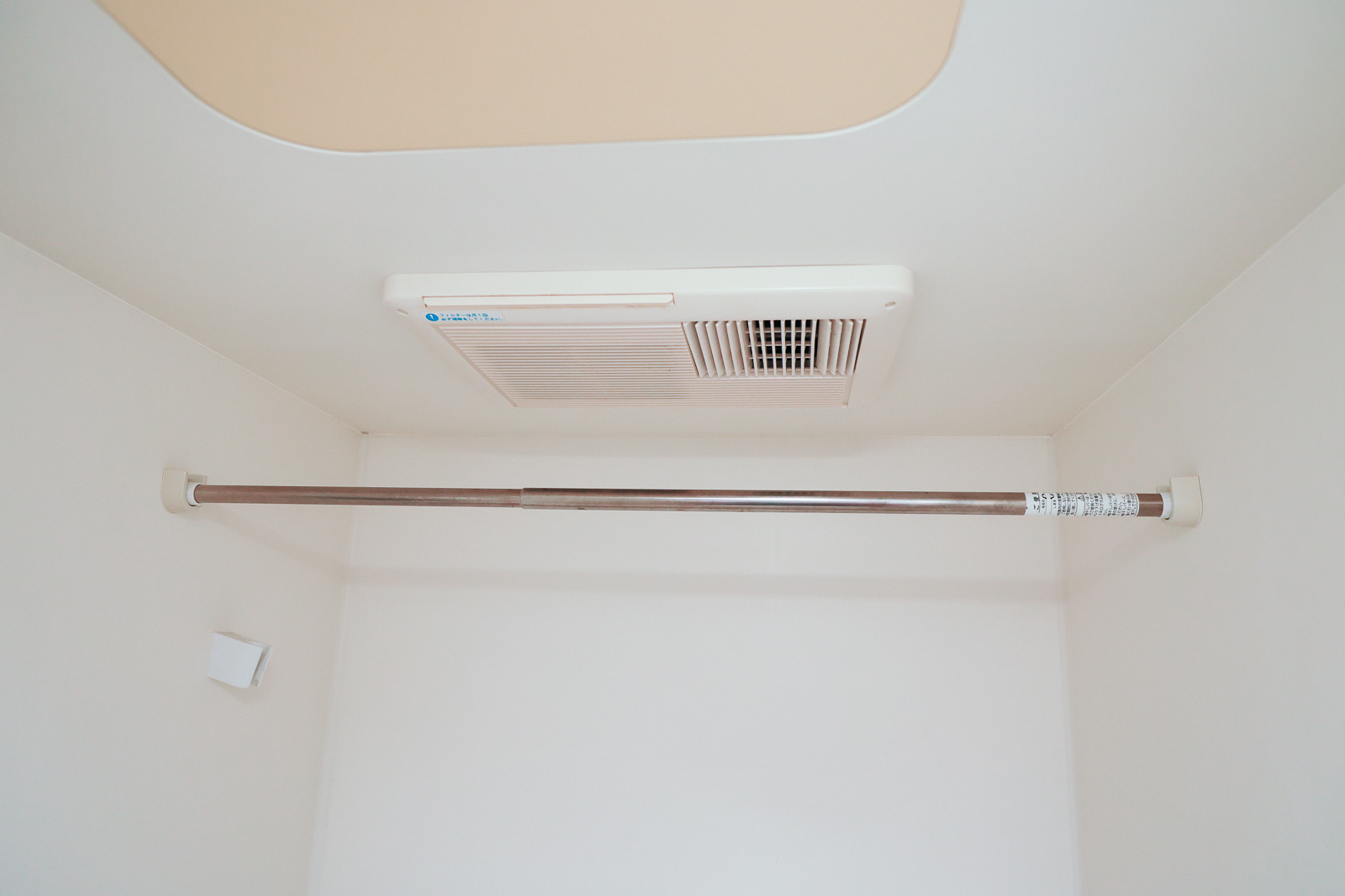 洗面設備　浴室換気乾燥機