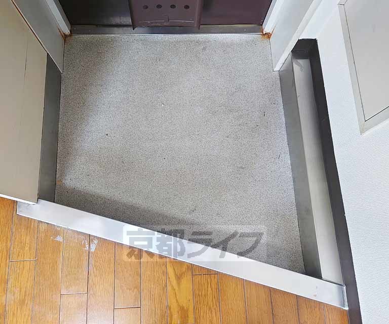 玄関　靴収納つきの玄関