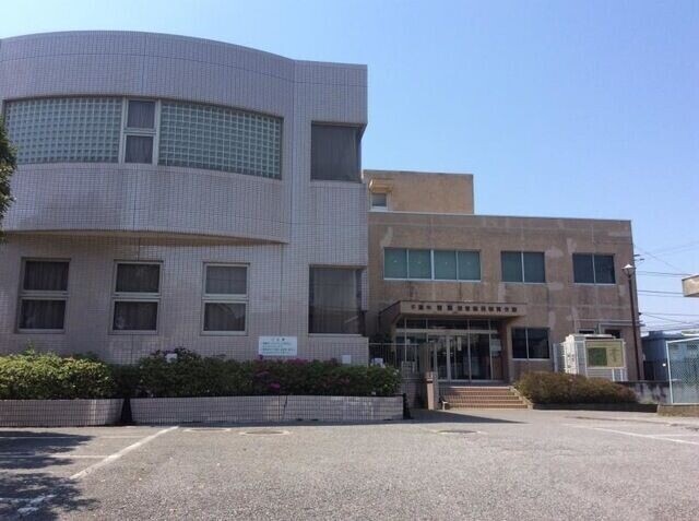 図書館　千葉市若葉図書館西都賀分館（図書館）まで1715m