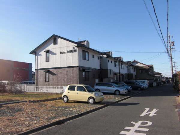 セジュール南松原の建物外観