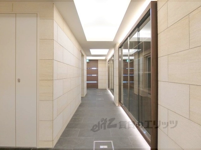 ロビー　ロビー