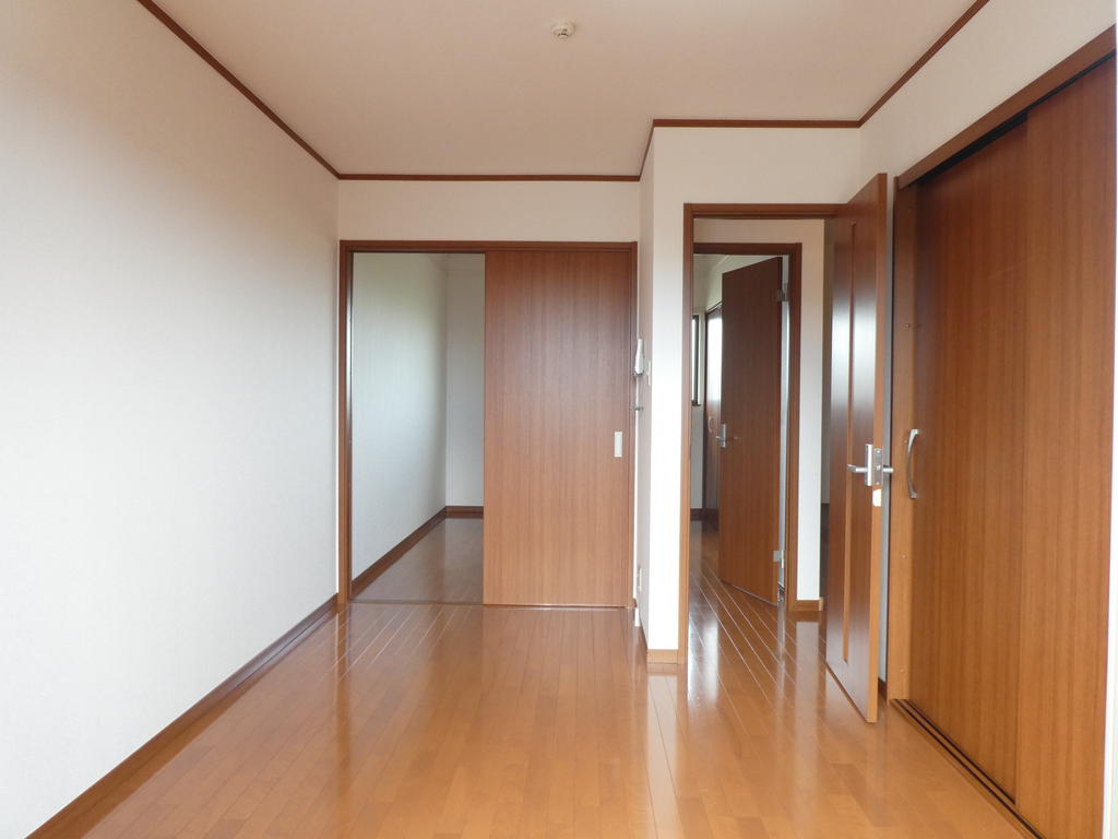 その他部屋・スペース　室内写真は同施工会社の別部屋を使用しております。