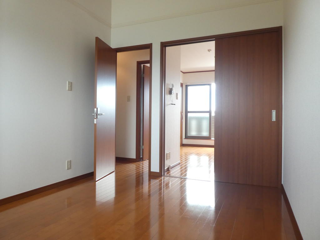 その他部屋・スペース　室内写真は同施工会社の別部屋を使用しております。