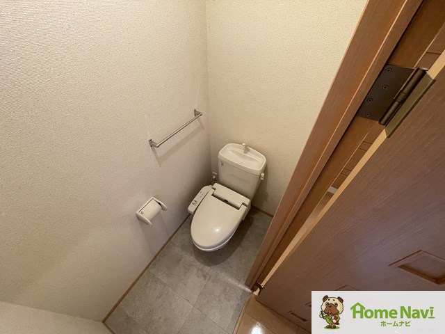 トイレ　ウォシュレット付き